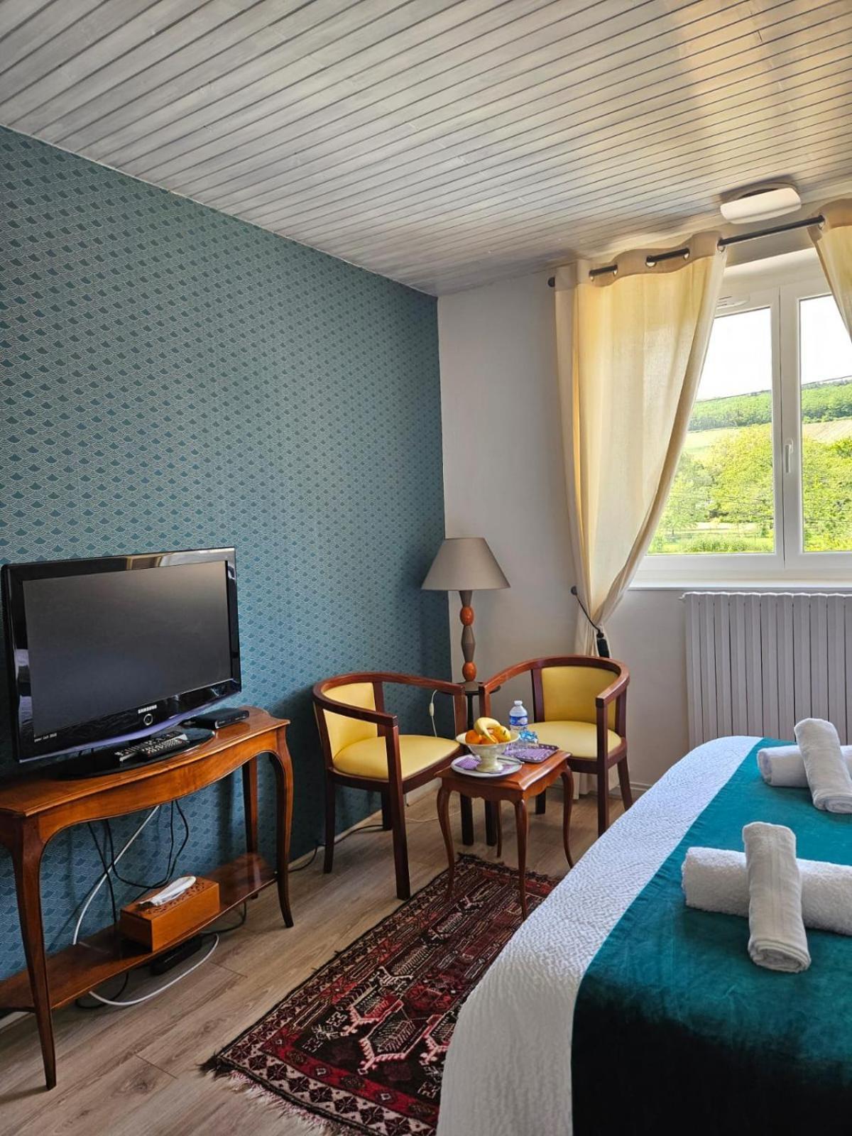 Domaine Bassy Hotel Saint-Gengoux-de-Scissé Buitenkant foto
